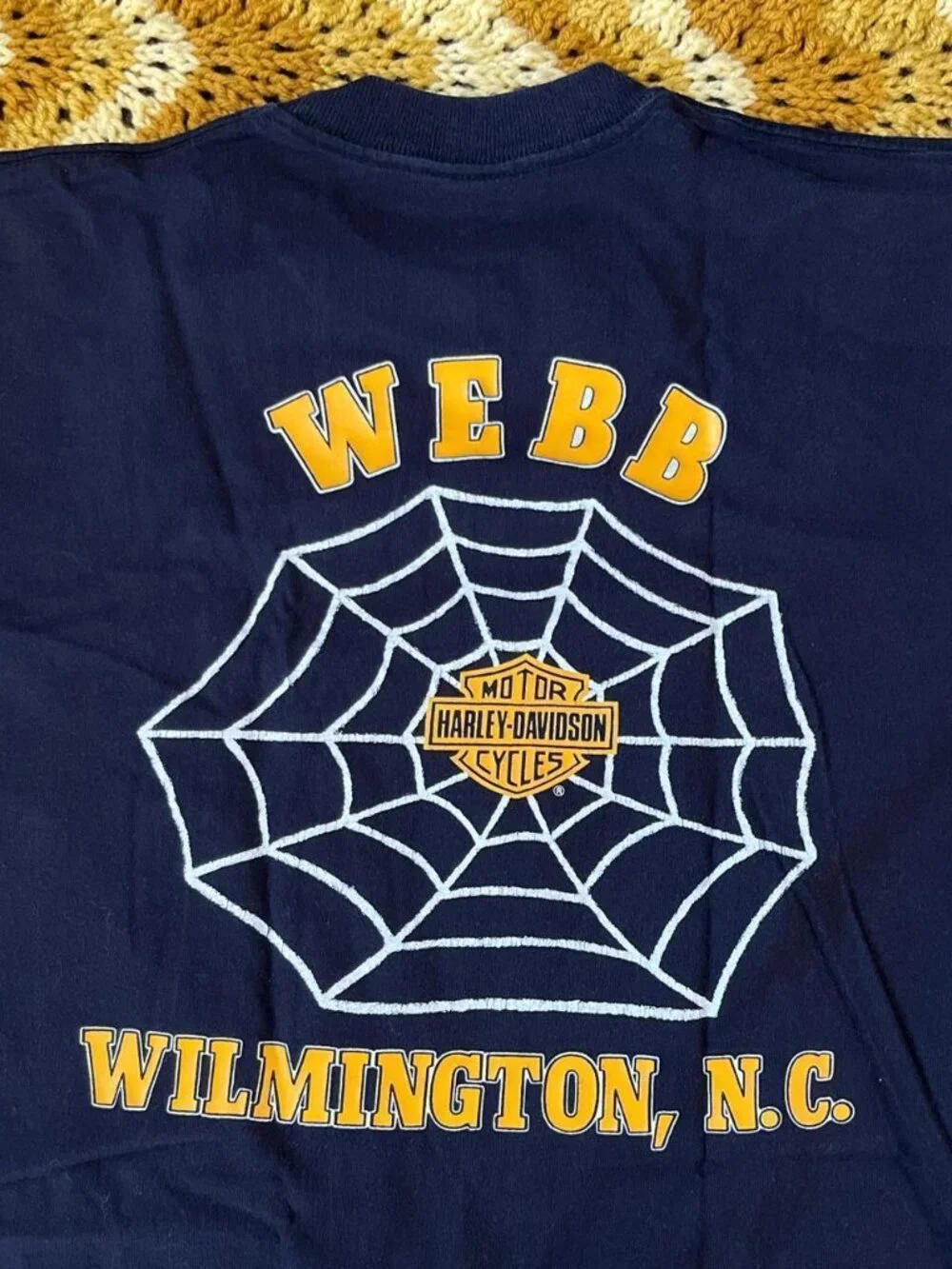 Classic 1987 Harley tee with bold front graphic. Tagged a Large – fits true to v